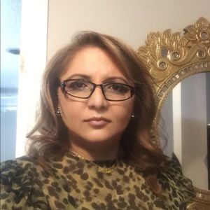 Meet your Posher, Tahira